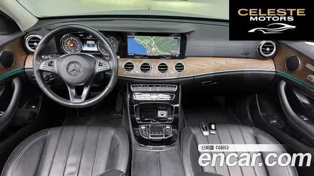 MERCEDES BENZ E-Classe W213 E220d 4MATIC Exclusive 2018 — photo 10 sur 33