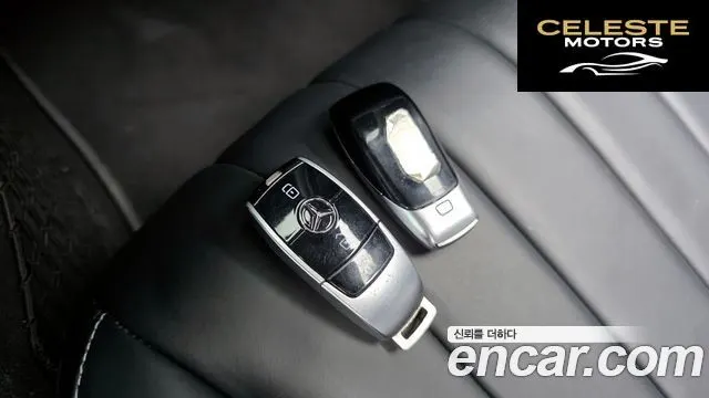 MERCEDES BENZ E-Classe W213 E220d 4MATIC Exclusive 2018 — photo 30 sur 33