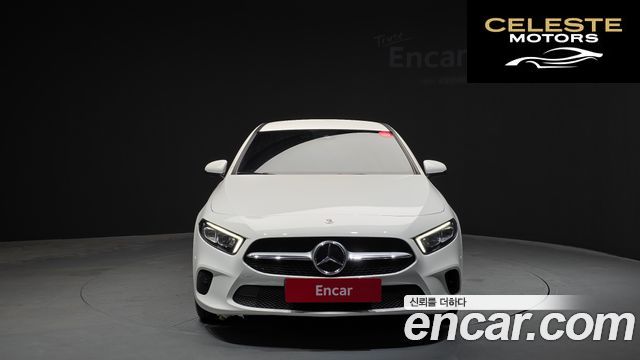 MERCEDES BENZ A-Classe W177 A220 Berline 2023 — photo 3 sur 30