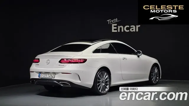 MERCEDES BENZ E-Classe W213 E450 4MATIC Coupé 2022 — photo 2 sur 20