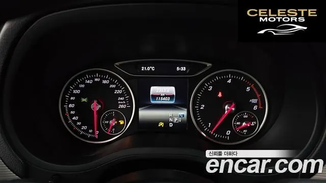 MERCEDES BENZ B-Classe W246 B200 d 2018 — photo 11 sur 35