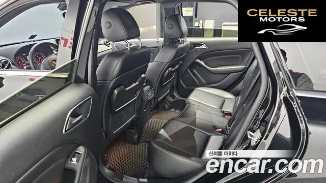 MERCEDES BENZ B-Classe W246 B200 d 2018 — photo 16 sur 35