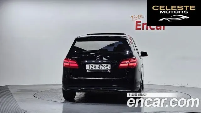 MERCEDES BENZ B-Classe W246 B200 d 2018 — photo 4 sur 35