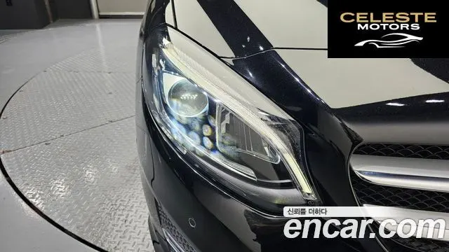 MERCEDES BENZ B-Classe W246 B200 d 2018 — photo 8 sur 35