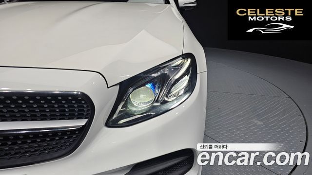 MERCEDES BENZ E-Classe W213 E220d Coupé 2018 — photo 8 sur 30