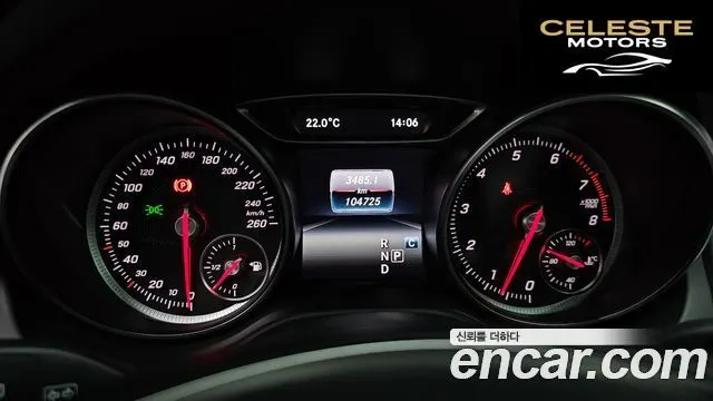 MERCEDES BENZ GLA-Classe X156 GLA250 4MATIC 2019 — photo 10 sur 34