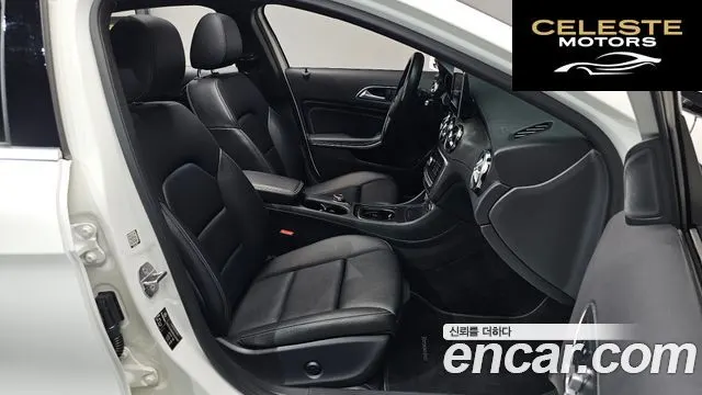 MERCEDES BENZ GLA-Classe X156 GLA250 4MATIC 2019 — photo 15 sur 34