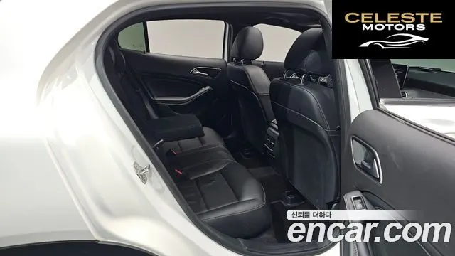 MERCEDES BENZ GLA-Classe X156 GLA250 4MATIC 2019 — photo 16 sur 34