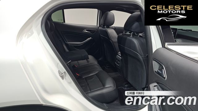 MERCEDES BENZ GLA-Classe X156 GLA250 4MATIC 2019 — photo 16 sur 34