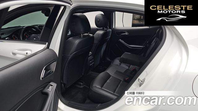 MERCEDES BENZ GLA-Classe X156 GLA250 4MATIC 2019 — photo 17 sur 34