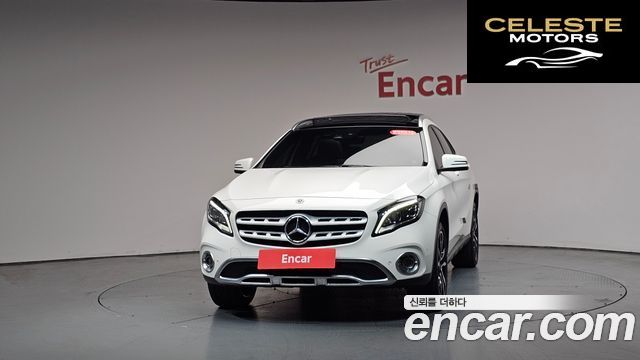 MERCEDES BENZ GLA-Classe X156 GLA250 4MATIC 2019 — photo 2 sur 34