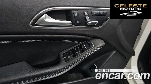 MERCEDES BENZ GLA-Classe X156 GLA250 4MATIC 2019 — photo 22 sur 34