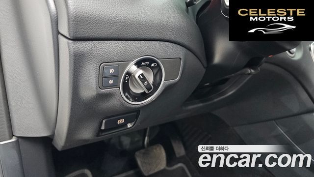 MERCEDES BENZ GLA-Classe X156 GLA250 4MATIC 2019 — photo 28 sur 34