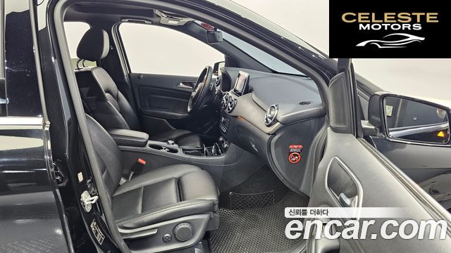 MERCEDES BENZ B-Classe W246 B200 d 2018 — photo 17 sur 35