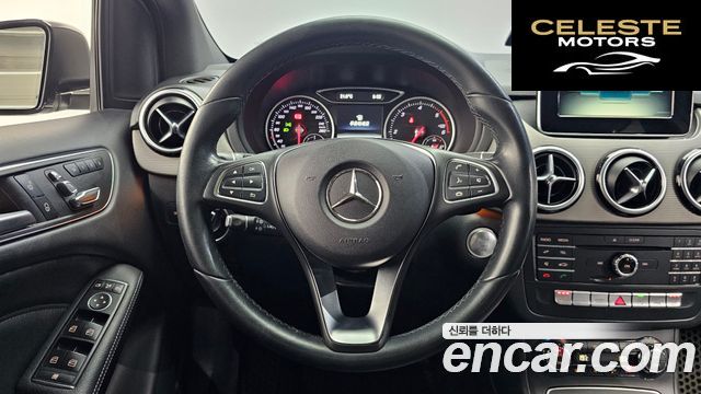 MERCEDES BENZ B-Classe W246 B200 d 2018 — photo 19 sur 35