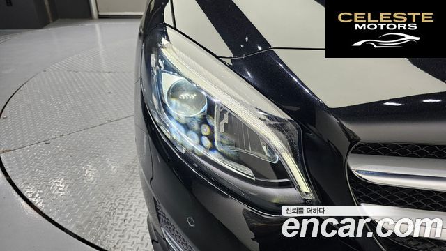 MERCEDES BENZ B-Classe W246 B200 d 2018 — photo 8 sur 35