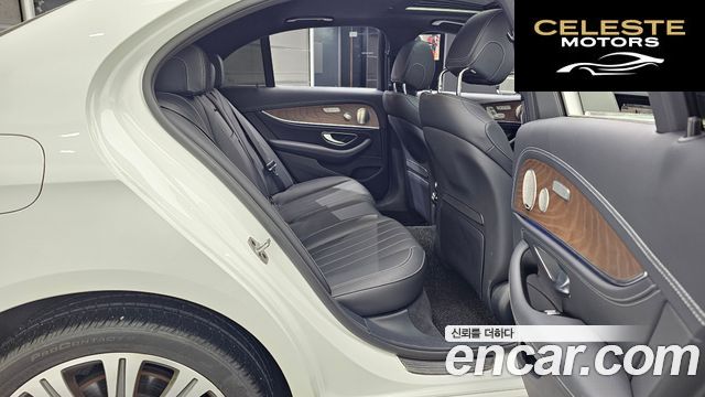 MERCEDES BENZ E-Classe W213 E300e 4MATIC Exclusive 2023 — photo 18 sur 30