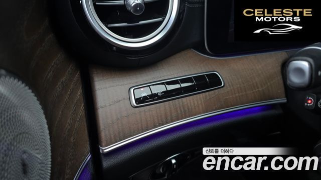 MERCEDES BENZ E-Classe W213 E300 Exclusive 2018 — photo 17 sur 20