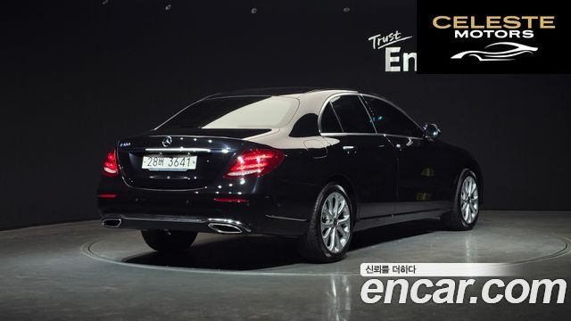 MERCEDES BENZ E-Classe W213 E300 Exclusive 2018 — photo 2 sur 20