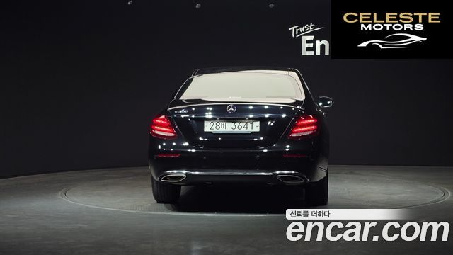 MERCEDES BENZ E-Classe W213 E300 Exclusive 2018 — photo 4 sur 20