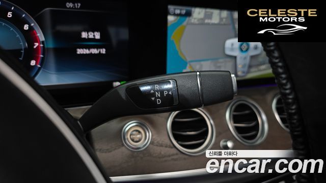 MERCEDES BENZ E-Classe W213 E300 Exclusive 2018 — photo 9 sur 20
