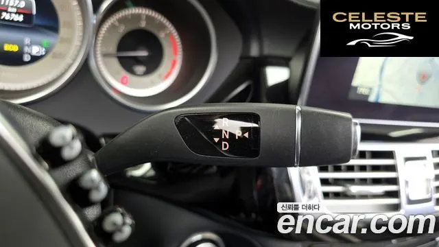 MERCEDES BENZ CLS-Classe W218 CLS250 d 4MATIC 2017 — photo 12 sur 32