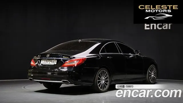MERCEDES BENZ CLS-Classe W218 CLS250 d 4MATIC 2017 — photo 2 sur 32