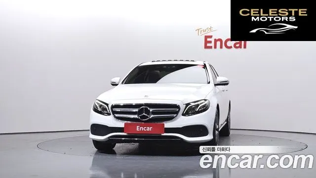 MERCEDES BENZ E-Classe W213 E300 4MATIC Avantgarde 2019 — photo 3 sur 41