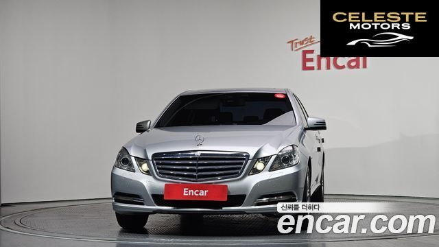 MERCEDES BENZ E-Classe W212 E200 CGI 2012 — photo 3 sur 20