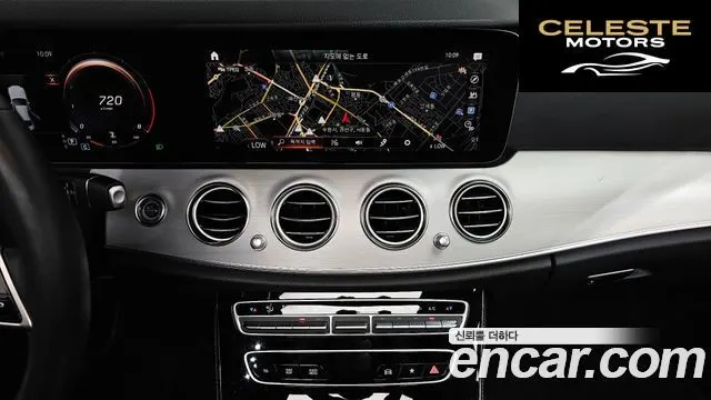 MERCEDES BENZ E-Classe W213 E250 Avantgarde 2021 — photo 18 sur 36