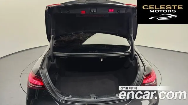 MERCEDES BENZ E-Classe W213 E250 Avantgarde 2021 — photo 25 sur 36