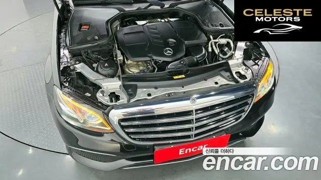 MERCEDES BENZ E-Classe W213 E220d 4MATIC Exclusive 2019 — photo 5 sur 30