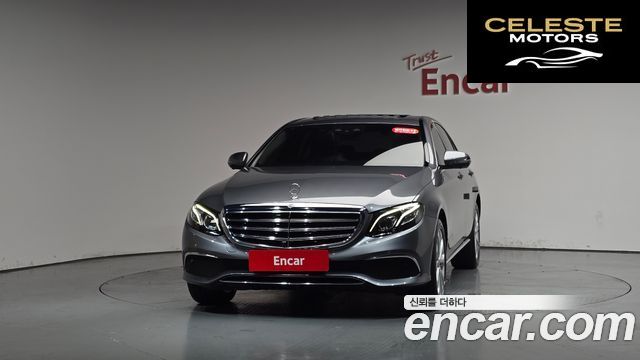 MERCEDES BENZ E-Classe W213 E300 4MATIC Exclusive 2018 — photo 2 sur 34