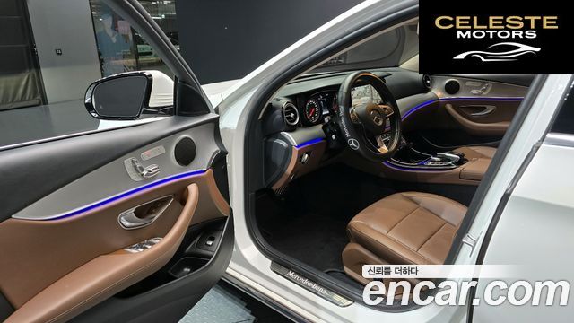 MERCEDES BENZ E-Classe W213 E200 Avantgarde 2018 — photo 13 sur 32