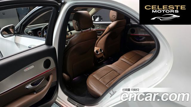 MERCEDES BENZ E-Classe W213 E200 Avantgarde 2018 — photo 16 sur 32