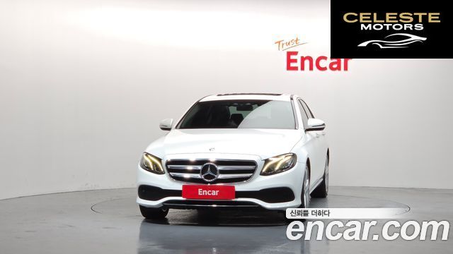 MERCEDES BENZ E-Classe W213 E200 Avantgarde 2017 — photo 3 sur 20