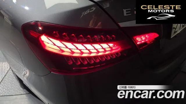 MERCEDES BENZ E-Classe W213 E250 Avantgarde 2021 — photo 9 sur 30