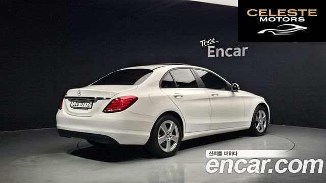 MERCEDES BENZ C-Classe W205 C200 2016 — photo 2 sur 20