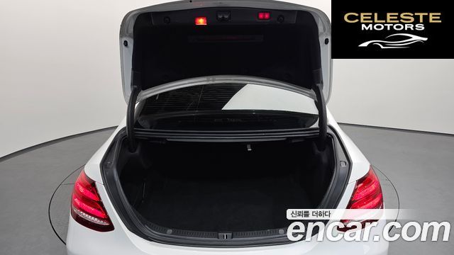 MERCEDES BENZ E-Classe W213 E300 Exclusive 2017 — photo 34 sur 35