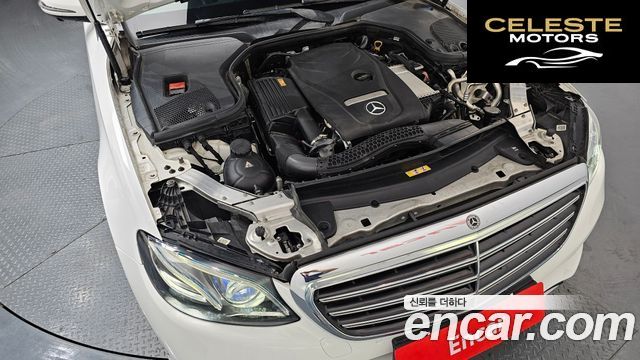 MERCEDES BENZ E-Classe W213 E300 Exclusive 2017 — photo 6 sur 35
