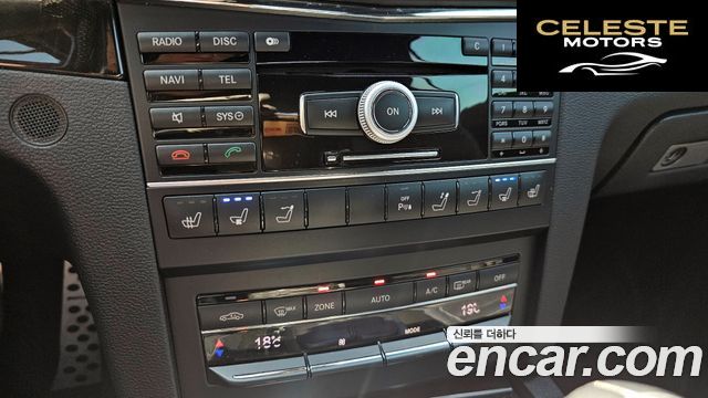 MERCEDES BENZ E-Classe W212 E350 Cabriolet 2011 — photo 18 sur 20