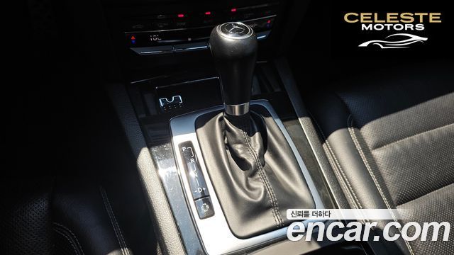 MERCEDES BENZ E-Classe W212 E350 Cabriolet 2011 — photo 9 sur 20