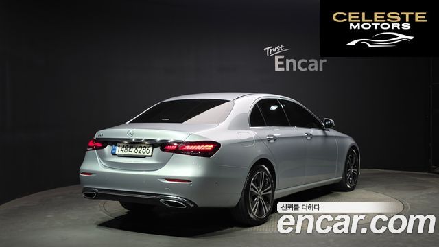 MERCEDES BENZ E-Classe W213 E250 Avantgarde 2022 — photo 2 sur 31