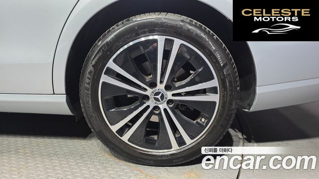 MERCEDES BENZ E-Classe W213 E250 Avantgarde 2022 — photo 7 sur 31
