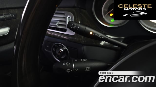 MERCEDES BENZ CLS-Classe W218 CLS350 2012 — photo 19 sur 20