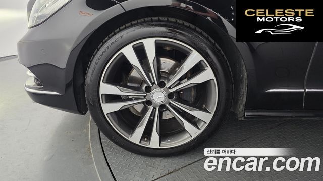 MERCEDES BENZ CLS-Classe W218 CLS350 2012 — photo 5 sur 20