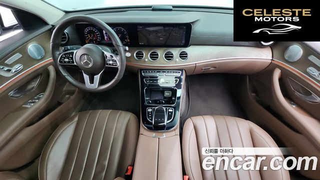 MERCEDES BENZ E-Classe W213 E300 4MATIC Exclusive 2019 — photo 10 sur 35