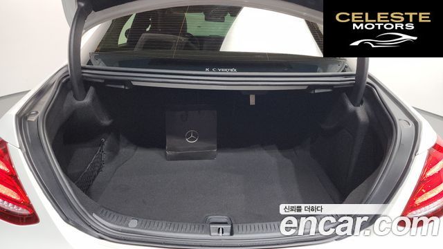 MERCEDES BENZ E-Classe W213 E300 4MATIC Exclusive 2019 — photo 26 sur 35
