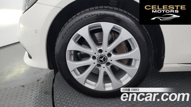 MERCEDES BENZ E-Classe W213 E300 4MATIC Exclusive 2019 — photo 5 sur 35