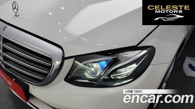 MERCEDES BENZ E-Classe W213 E300 4MATIC Exclusive 2019 — photo 8 sur 35